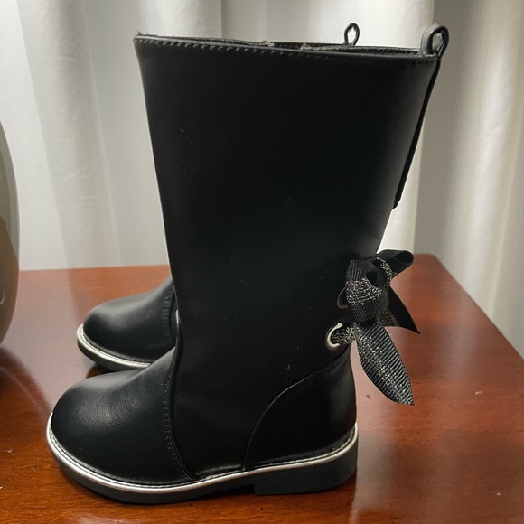 Olive & Edie Tasha Boots - Picture 5 of 8